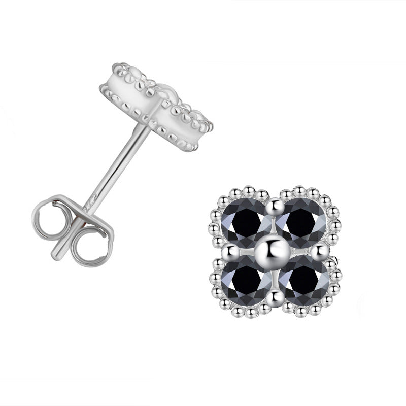 #71 VANNICK Four-Leaf Clover Moissanite Stud Earrings – S925 Silver