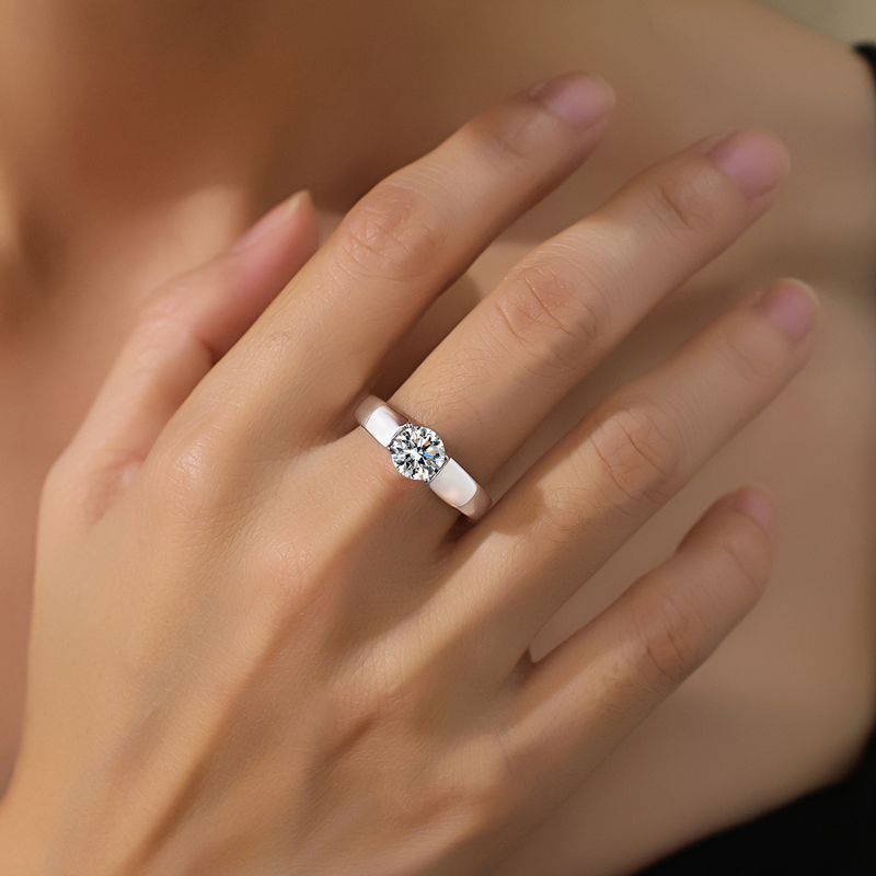 #M4 VNK Men’s Minimalist Moissanite Ring | 1CT Center, Channel-Set in 925 Silver