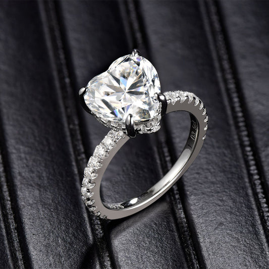 Classic Heart Moissanite Engagemeng Ring