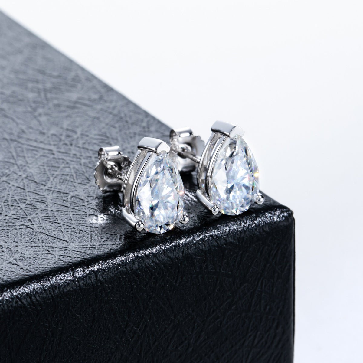 126 Luxury Pear Moissanite Stud Earring in 925 Sterling Silver - VANNICK