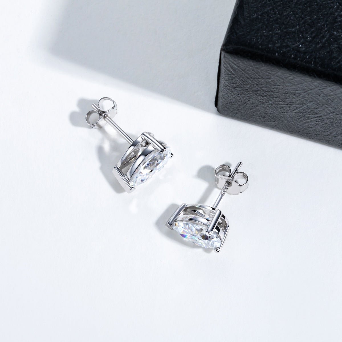 126 Luxury Pear Moissanite Stud Earring in 925 Sterling Silver - VANNICK
