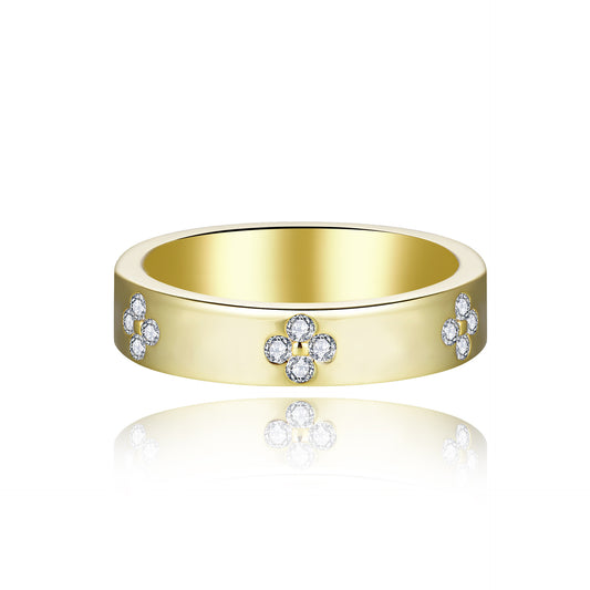 Gold Clover Radiant Moissanite Engagement Ring Set