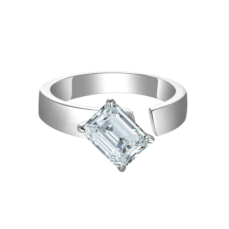 Solitaire Color Emerald Moissanite Ring