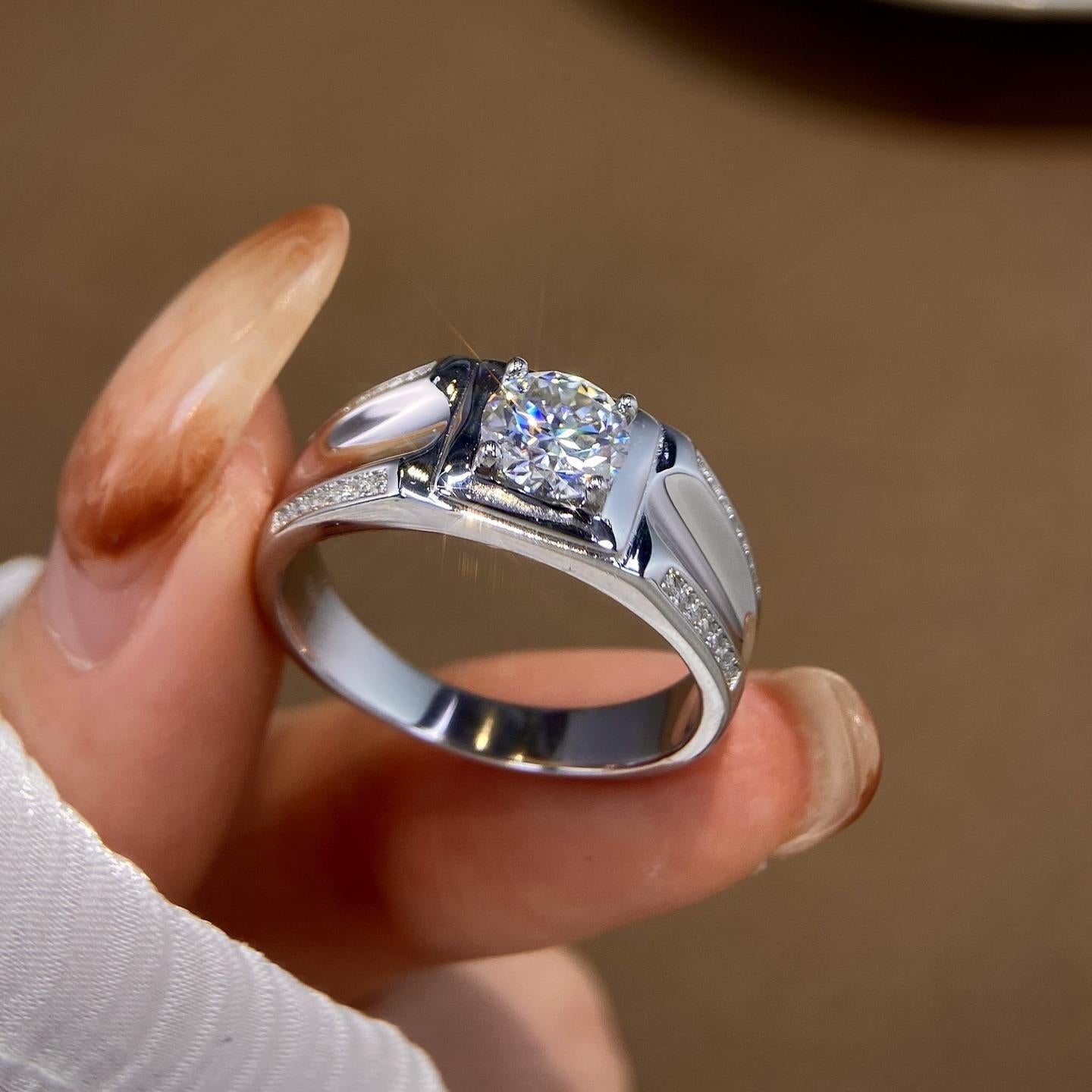 #M5 VNK 1CT Geometric Frame Moissanite Men’s Ring 925 Sterling Silver