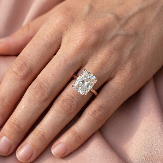 Rectangular Radiant/Emerald Cut Moissanite Ring#84