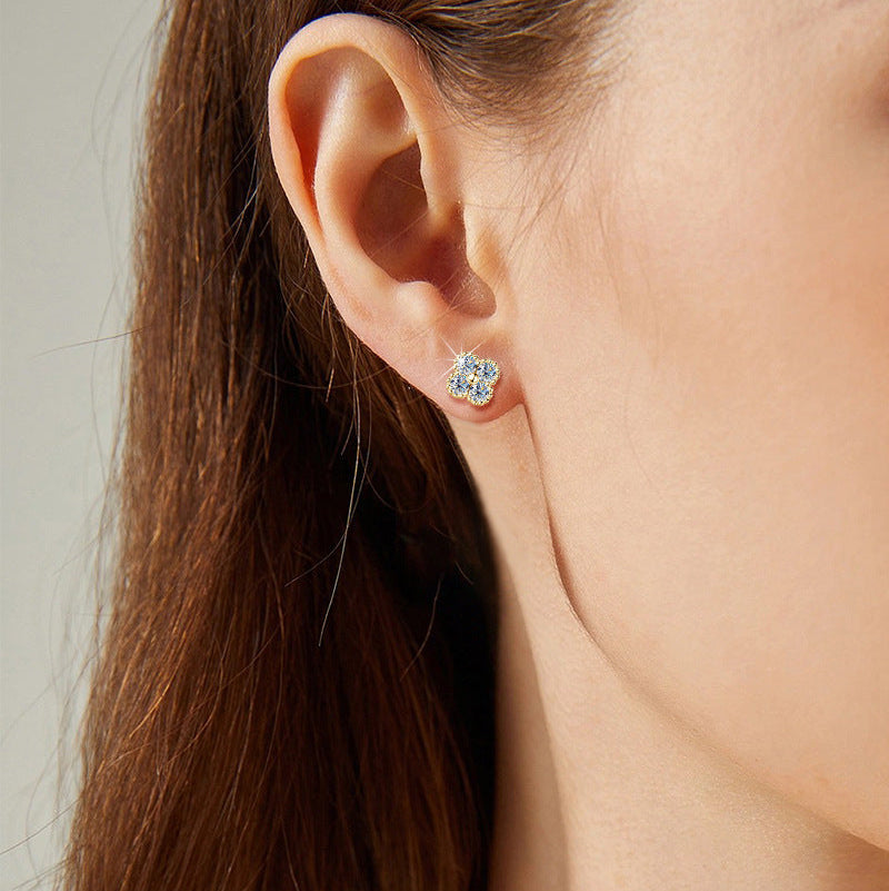 #71 VANNICK Four-Leaf Clover Moissanite Stud Earrings – S925 Silver