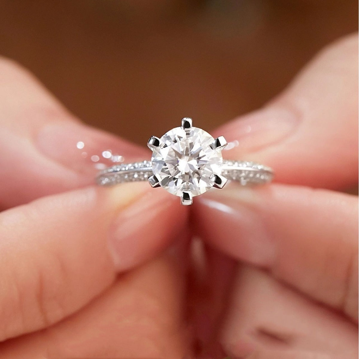 <Adamina>Luxury T Moissanite Engagement Ring