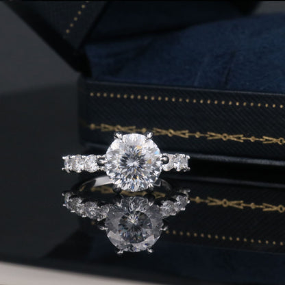 <Royal>Luxury Fireworks Moissanite Ring