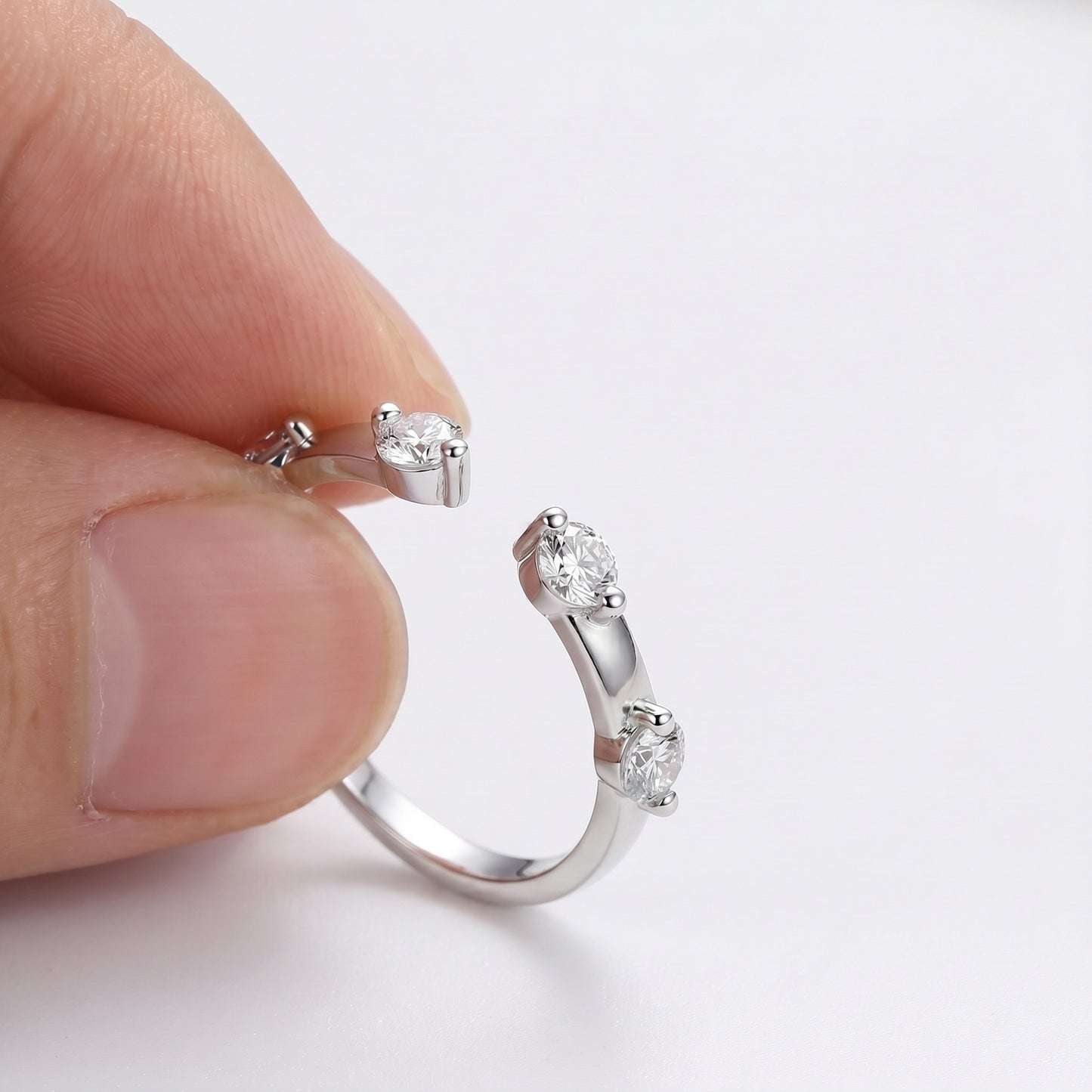 Open-End Multi-Stone Moissanite Ring No.113