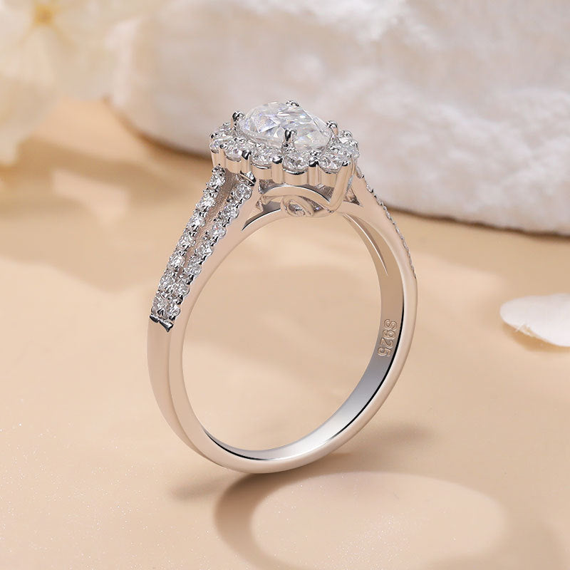 #121 VNK Luxury 1CT Pear Moissanite Ring | Halo & Split Shank with 0.74CT Side Stones