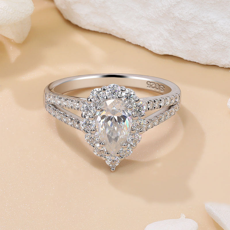 #121 VNK Luxury 1CT Pear Moissanite Ring | Halo & Split Shank with 0.74CT Side Stones
