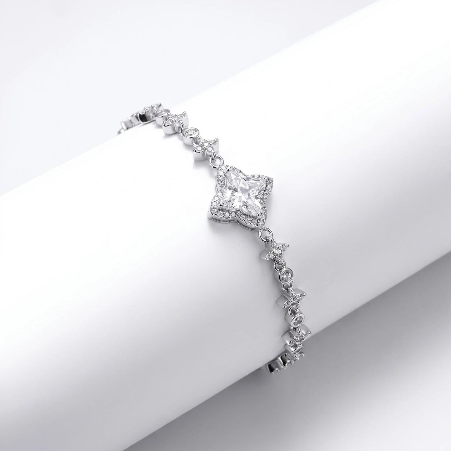 #149 VNK Luxury Clover-Cut Moissanite Adjustable Bracelet in Sterling Silver - Lucky Star Sparkle Bangle