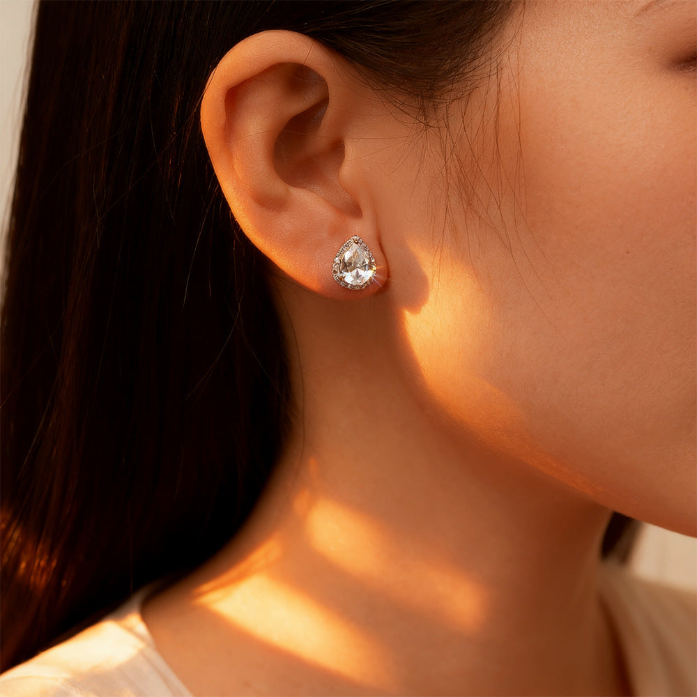 #128 VNK Luxury Pear Halo Moissanite Earrings – 925 Sterling Silver