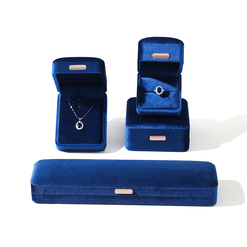 Vannick Italian Velvet Ring & Jewelry Box