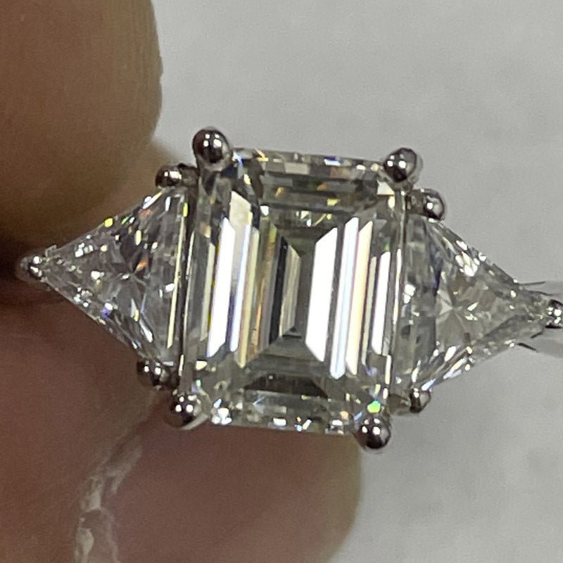 Radiant Emerald Triangle Moissanite Ring - VANNICK