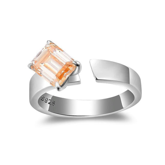 Solitaire Color Emerald Moissanite Ring - VANNICK